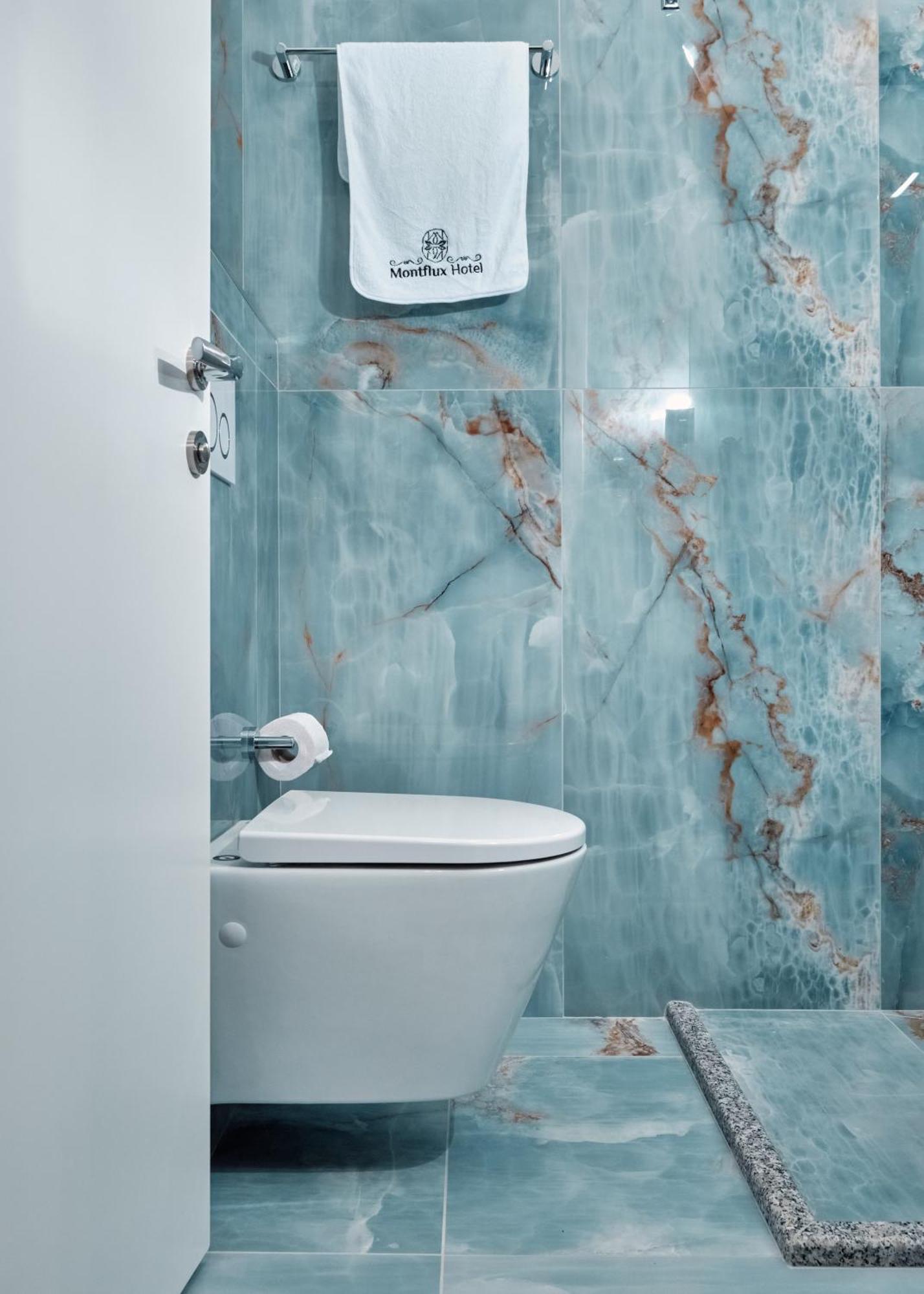 Boks Montflux Hotel מראה חיצוני תמונה