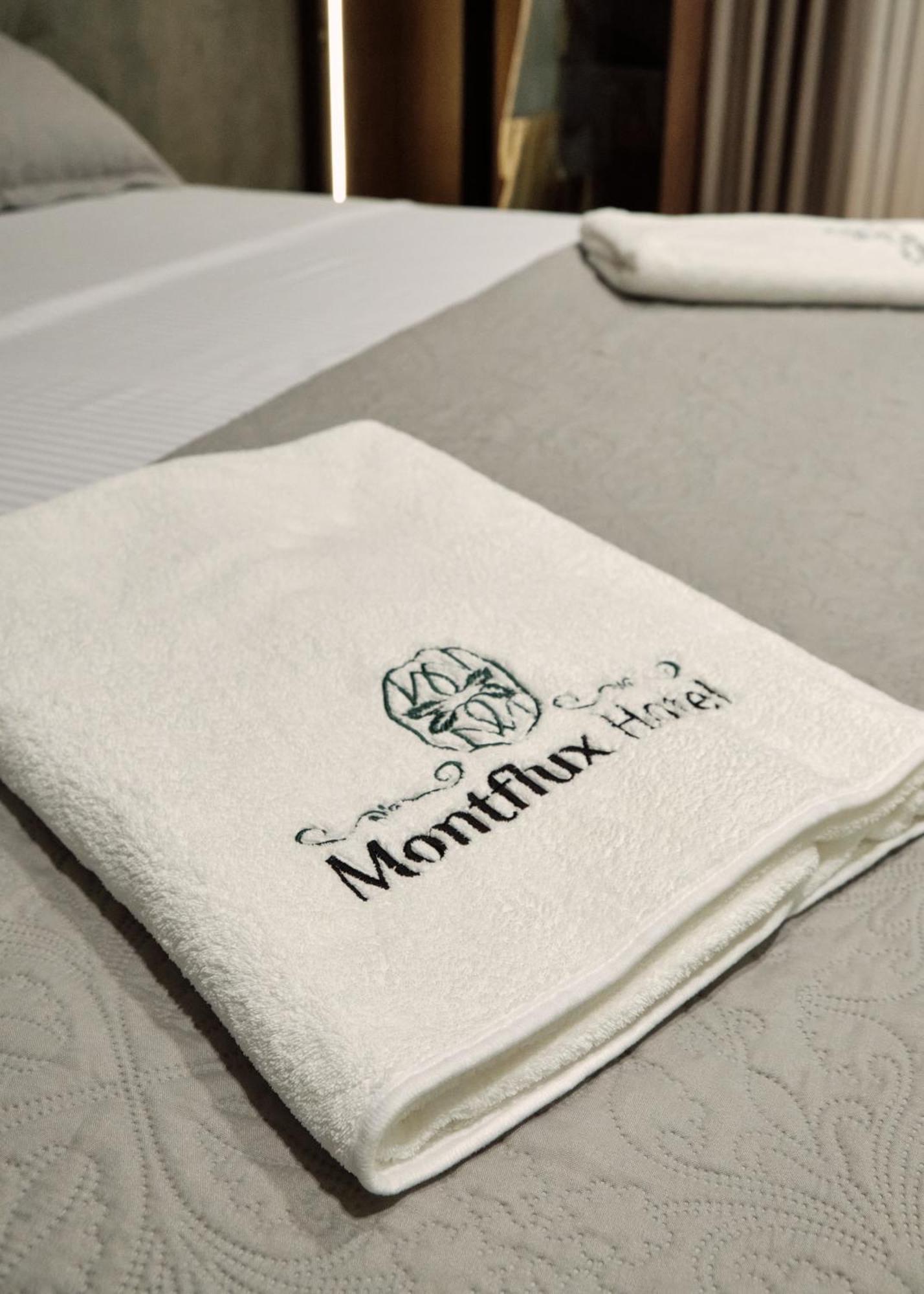 Boks Montflux Hotel מראה חיצוני תמונה